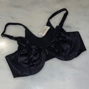 Soma close front black bra size 38C, never worn